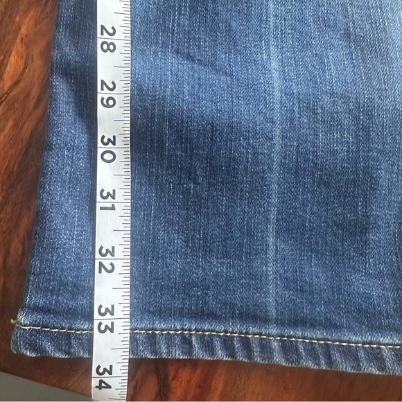 7 For All Mankind Light Wash easy Boot Jeans size 27 white label - Picture 11 of 11